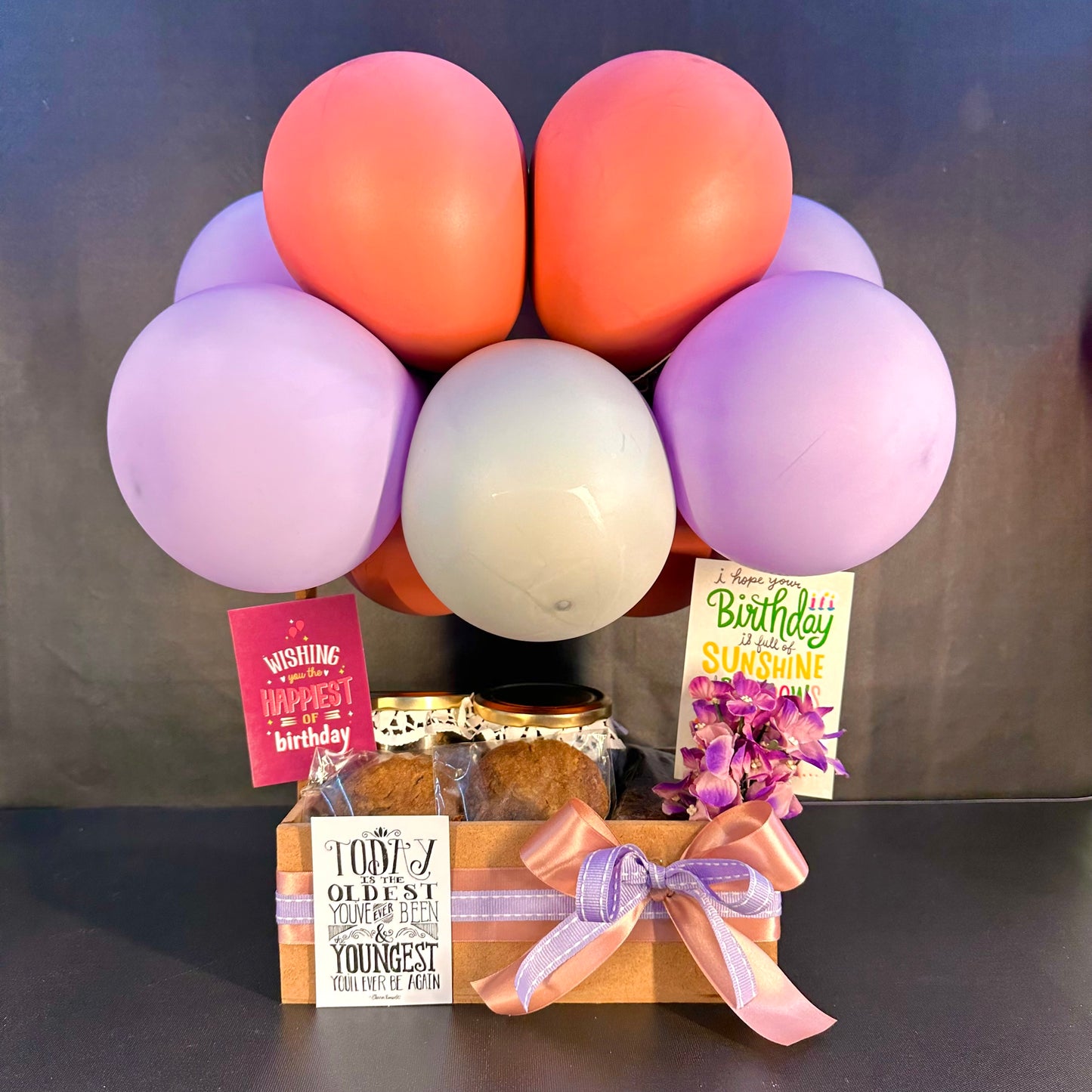 Balloon Hamper