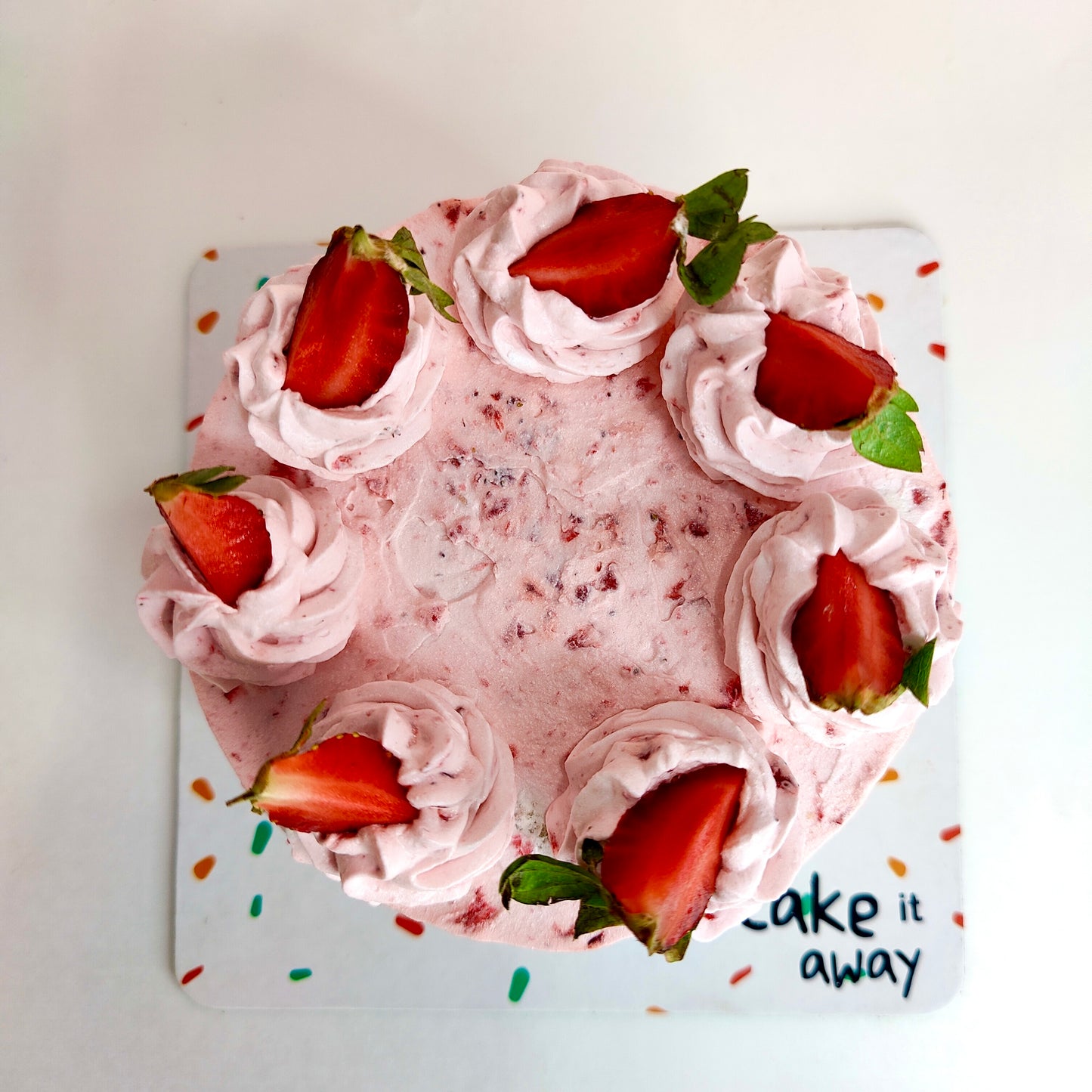 Classic Strawberry Gateau