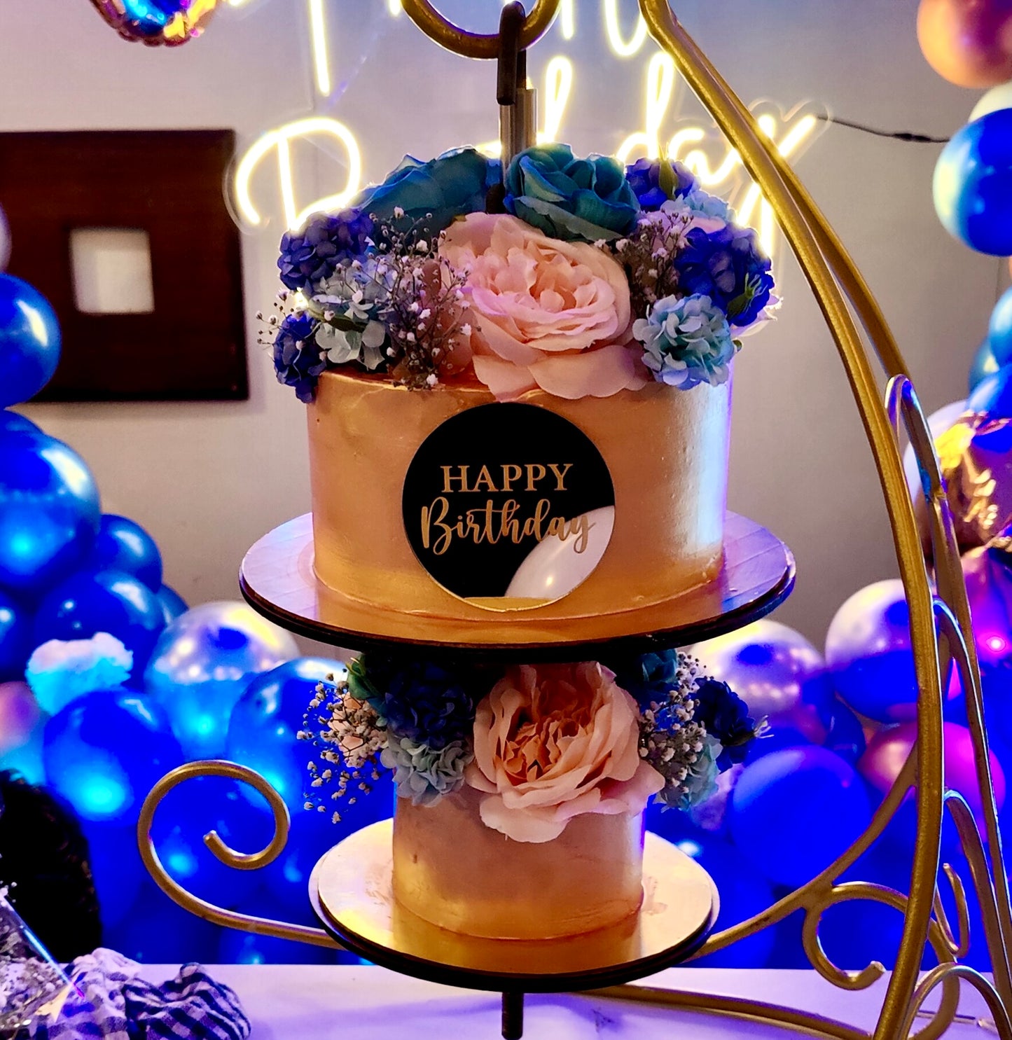 2 Tier Chandelier Cakes