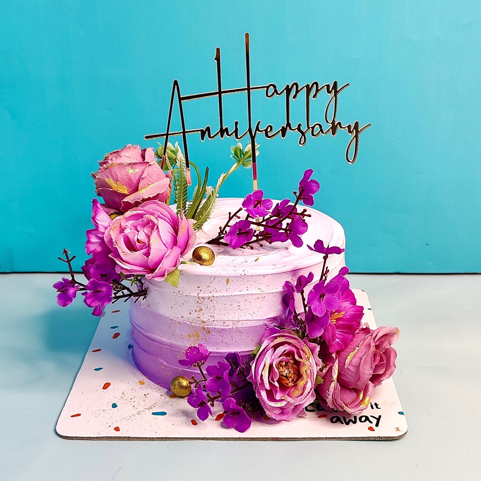 White Anniversary Cake | bakehoney.com